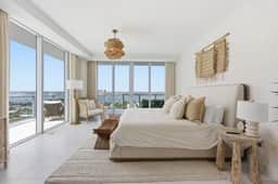 Ask for Monthly Specials Ocean Front Penthouse in Amrit - Image 5