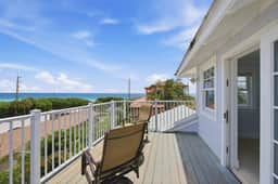 4BR Ocean View Home. Steps away from Juno Beach! - Image 4