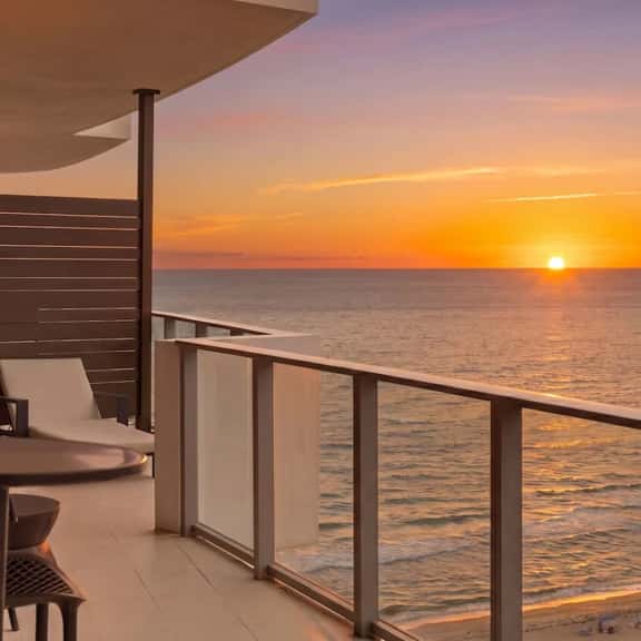 Luxury Ocean Escape 2BR @ Amrit Ocean Resort. - Image 1