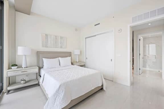 Amrit Resort Oceanview Condo | 2BR/2BA | Balcony + Free Parking - Image 4