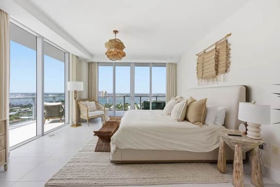 Ask for Monthly Specials Ocean Front Penthouse in Amrit - Image 5