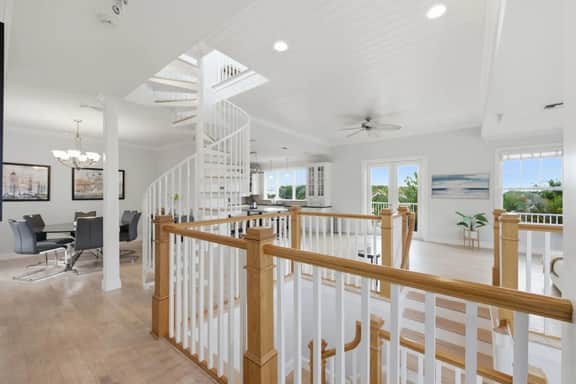 4BR Ocean View Home. Steps away from Juno Beach! - Image 5