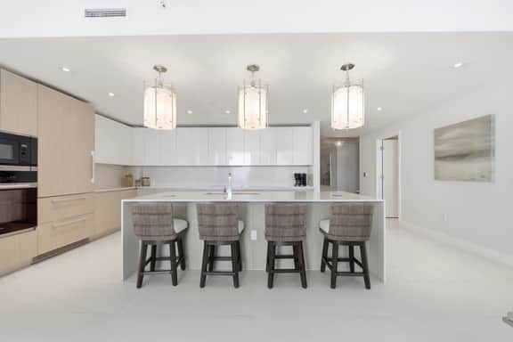 Luxury 2BR+Den Ocean front condo @ Amrit Resort. - Image 3